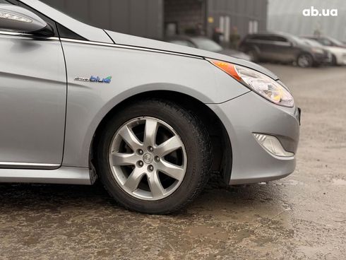 Hyundai Sonata 2014 серый - фото 12