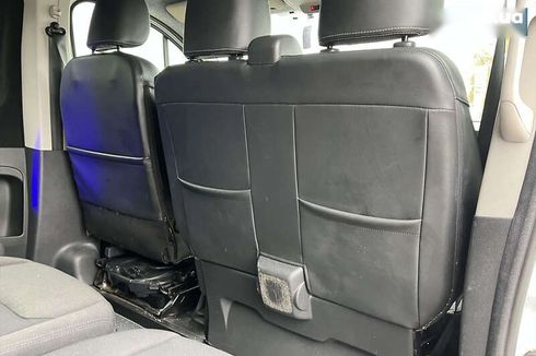 Renault Trafic 2017 - фото 18