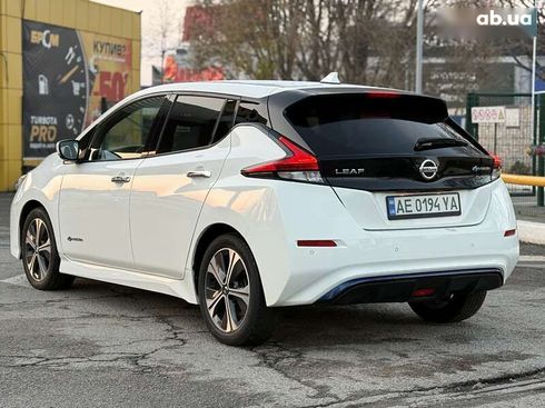 Nissan Leaf 2019 - фото 13