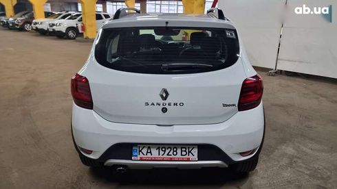 Renault Sandero Stepway 2020 - фото 13