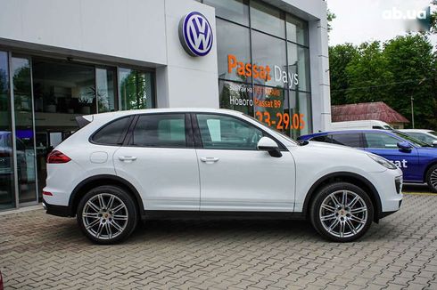 Porsche Cayenne 2017 - фото 3