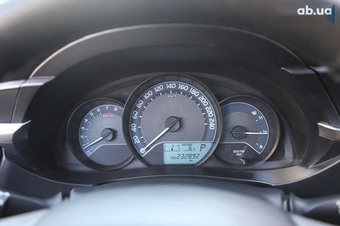 Toyota Corolla 2014 - фото 17