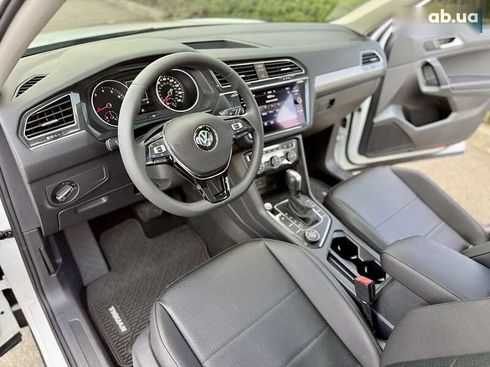 Volkswagen Tiguan 2021 - фото 14