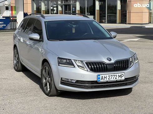 Skoda Octavia 2018 - фото 14