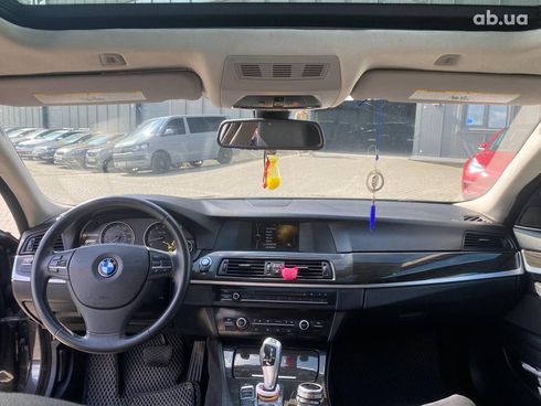 BMW 5 серия 2013 черный - фото 33