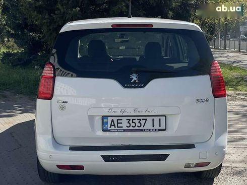 Peugeot 5008 2016 - фото 5