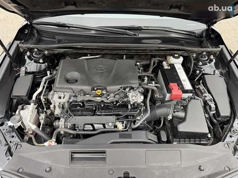 Toyota Camry 2021 - фото 30