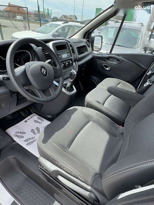 Renault Trafic 2020 - фото 11