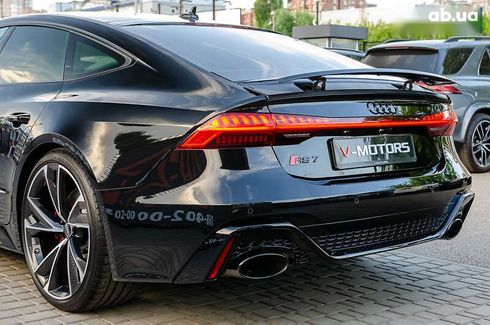 Audi RS7 2021 - фото 13