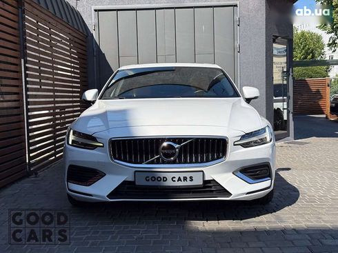 Volvo S60 2020 - фото 2