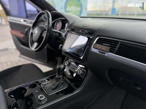 Volkswagen Touareg 2012 - фото 28