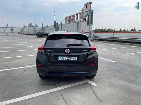 Nissan Leaf 2018 - фото 6