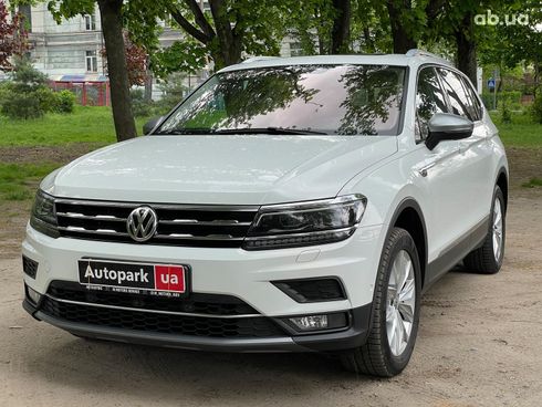 Volkswagen Tiguan 2017 белый - фото 2