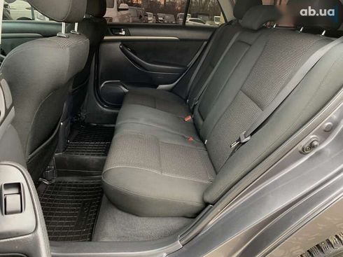 Toyota Avensis 2006 - фото 27