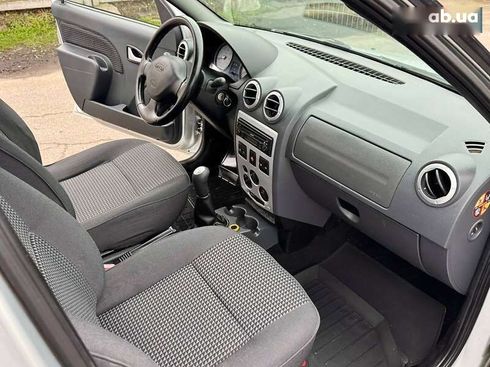Dacia Logan 2007 - фото 25