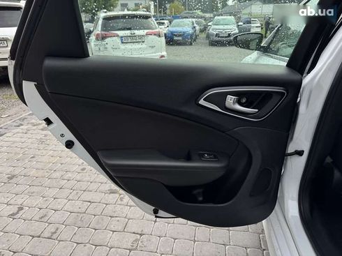 Chrysler 200 2016 - фото 21