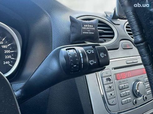 Ford Focus 2009 - фото 24