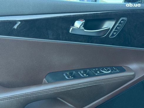 Kia Sorento 2017 серый - фото 18