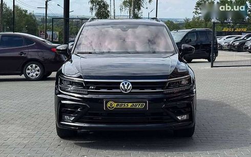 Volkswagen Tiguan 2021 - фото 2