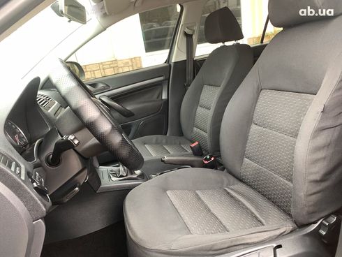 Skoda Octavia 2010 серый - фото 16