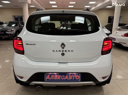 Renault Sandero Stepway 2019 белый - фото 5