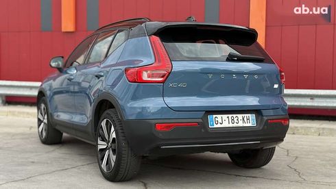 Volvo XC40 2022 - фото 15