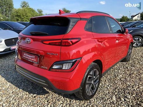 Hyundai Kona Electric 2021 - фото 17