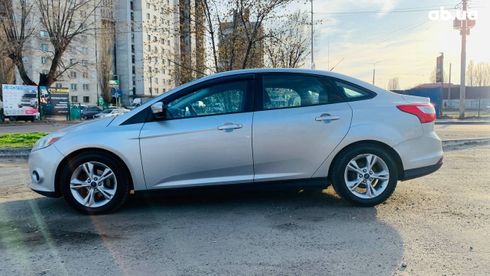 Ford Focus 2014 серебристый - фото 2