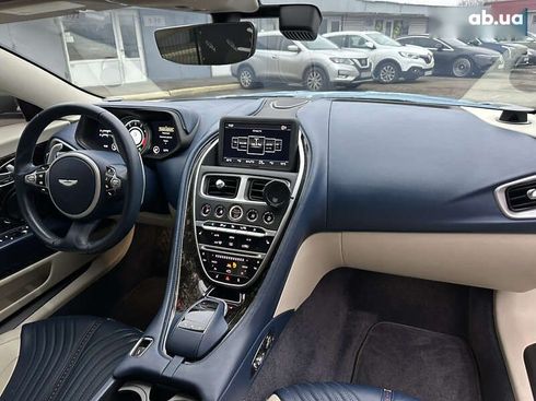 Aston Martin DB11 2016 - фото 13