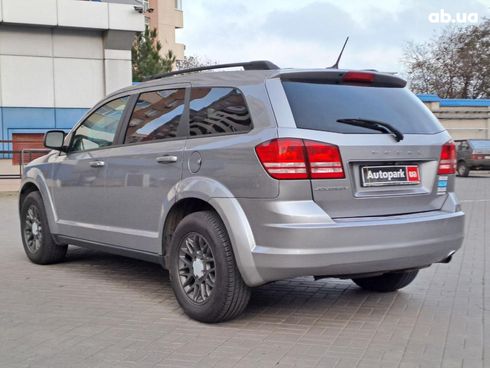 Dodge Journey 2015 серый - фото 6
