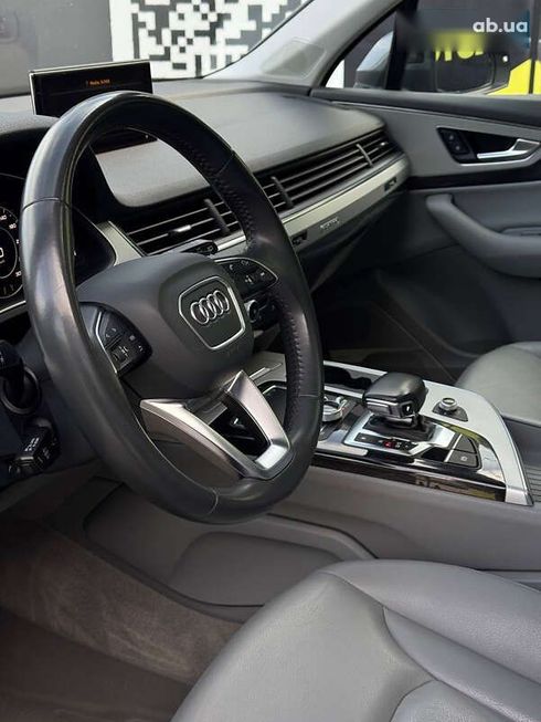 Audi Q7 2018 - фото 11