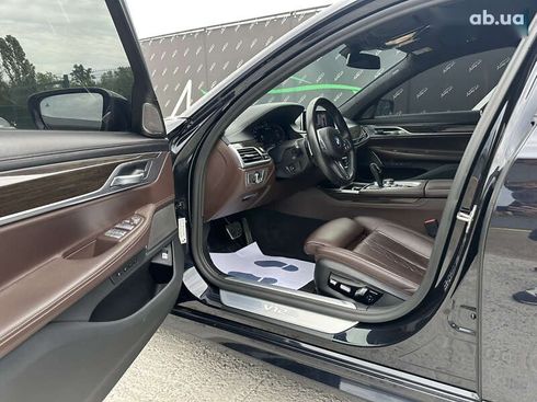BMW 7 серия 2021 - фото 9