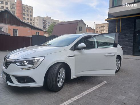 Renault Megane 2017 белый - фото 7