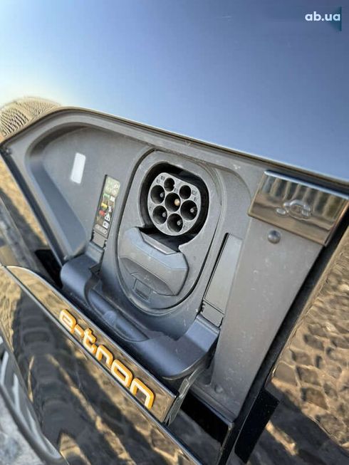 Audi E-Tron 2020 - фото 11