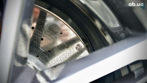 BMW M5 2024 - фото 29