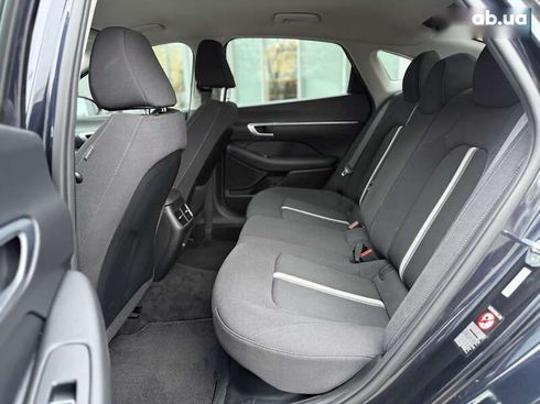 Hyundai Sonata 2021 - фото 17