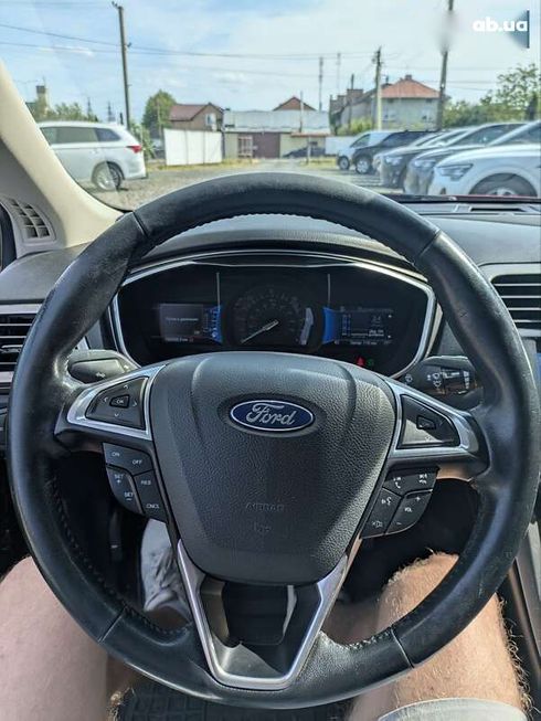 Ford Fusion 2016 - фото 16