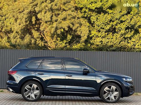 Volkswagen Touareg 2023 - фото 3