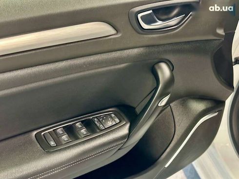 Renault Megane 2018 - фото 18
