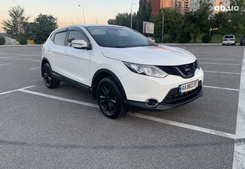 Nissan Qashqai 2017 белый - фото 7