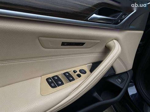 BMW 5 серия 2019 - фото 14