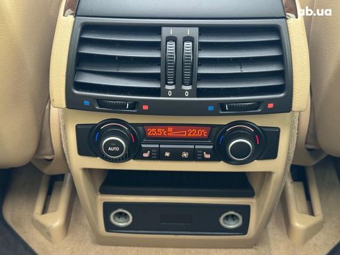 BMW X5 2010 красный - фото 27