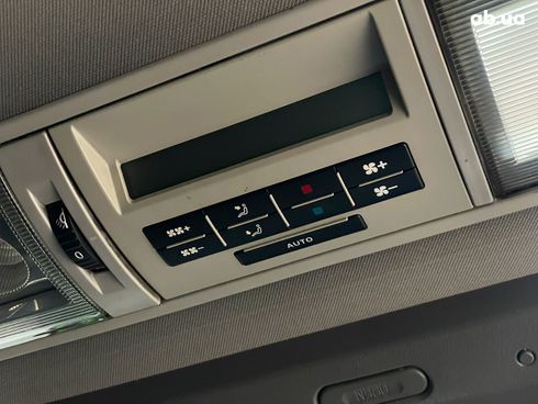 Volkswagen Multivan 2006 серый - фото 29