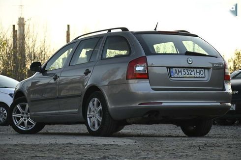 Skoda Octavia 2011 - фото 5