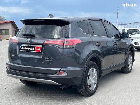 Toyota RAV4 2017 серый - фото 6