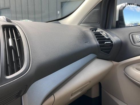 Ford Escape 2016 белый - фото 39