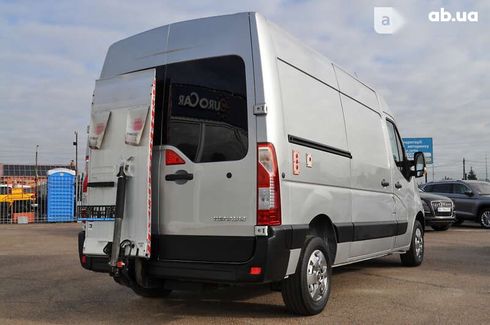 Renault Master 2019 - фото 19