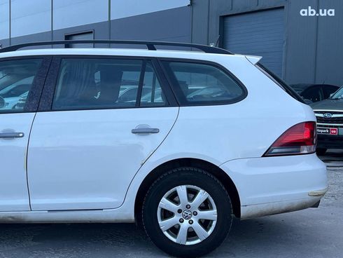 Volkswagen Golf 2012 белый - фото 4
