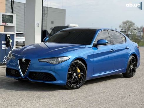 Alfa Romeo Giulia 2017 - фото 19