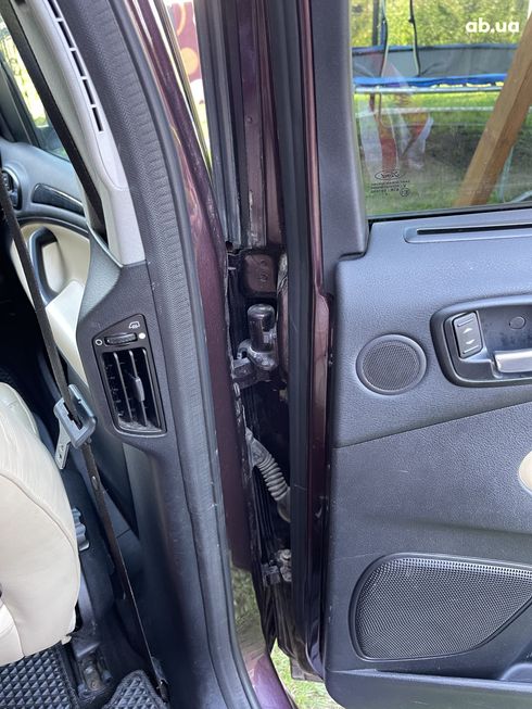 Ford Galaxy 2010 вишневый - фото 12